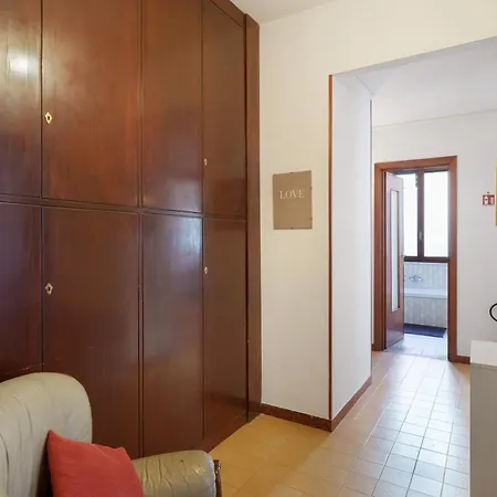Casa Nene - Freeparking Center Apartmán *