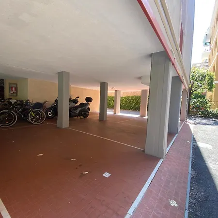 Casa Nene - Freeparking Center Apartmán *